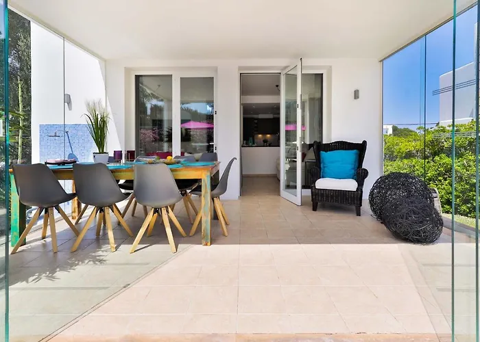 Villa LUMI-Oleanda 8 Pers am Yachthafen Cala d' Or